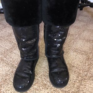 Ugg boots only wore 2 times tall black sequins Bought new for $395
